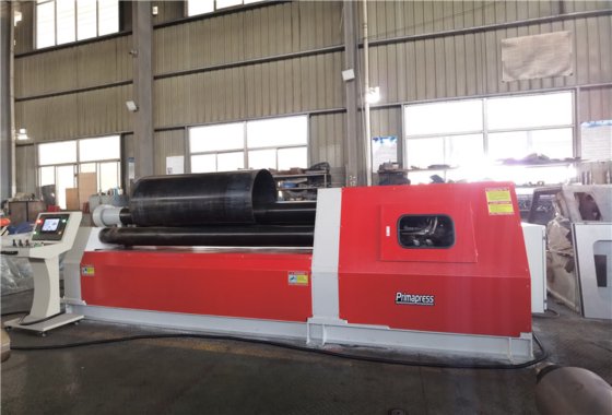 W12-四辊卷板机 4辊液压卷板机，带触摸屏CNC控制