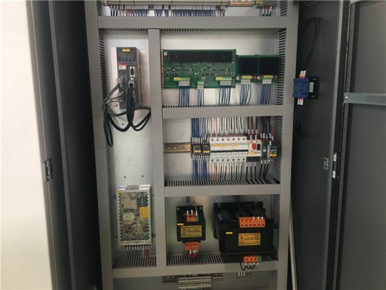 高精度6轴或8轴数控伺服折弯机，3D图形化Da66t数控系统