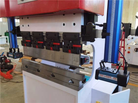 完全電気サーボ曲げ機プレスブレーキ純粋な電気プレスブレーキ曲げ機