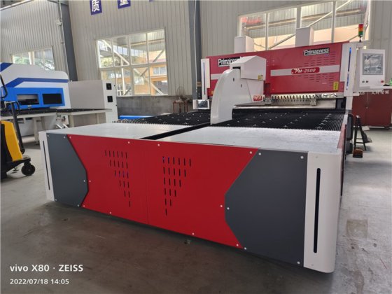 15 轴钣金折弯中心 板材折弯机 CNC 2000mm