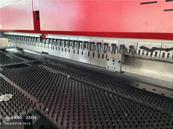 15 轴钣金折弯中心 板材折弯机 CNC 2000mm
