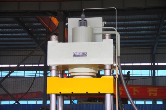 Y32型深拉伸4柱液压机