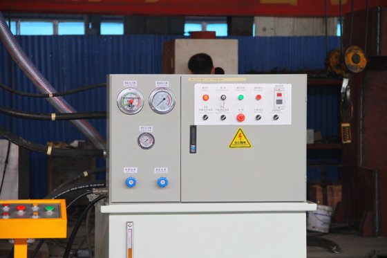 Y32型深拉伸4柱液压机