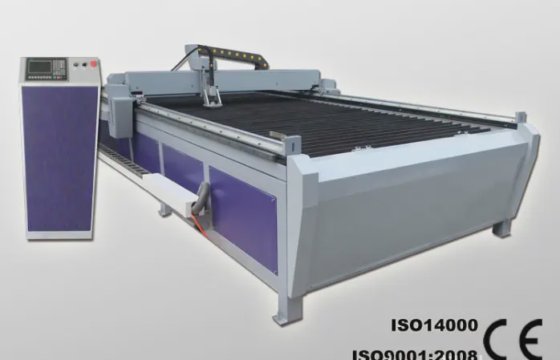ハイパーサームと日本パナソニックのサーボを搭載した高精細CNCプラズマ切断機
