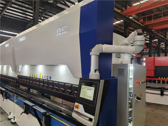 路灯杆液压数控串联式折弯机 12米路灯杆制作机