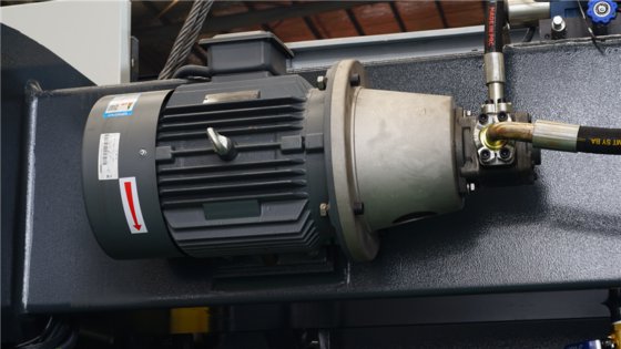 钣金扭杆式数控液压折弯机TP10S 2+1轴折弯机