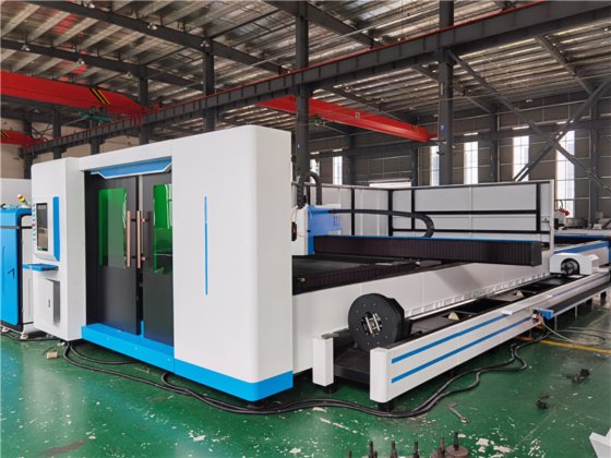 全罩式可交换光纤激光切割机4000x1500mm带管子切割