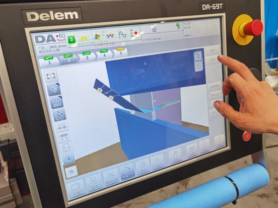 Delem数控同步折弯机8轴DA69T数控折弯机DA69t