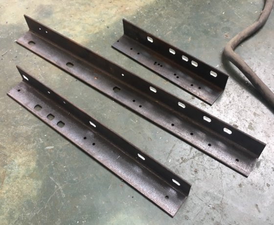 生産ライン 6m、角鋼のパンチングと切断機をパンチング Cnc フランジします。