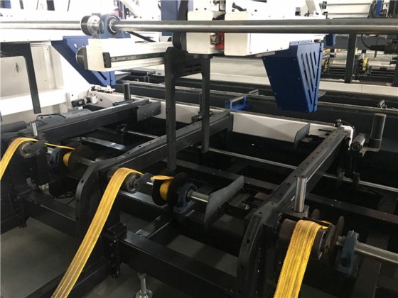 自动管子和管子的上下料数控光纤激光切割机