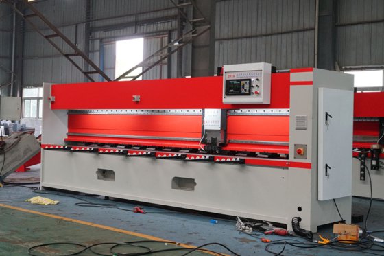 中国6米数控V型开槽机6000mm铁板数控V型开槽机