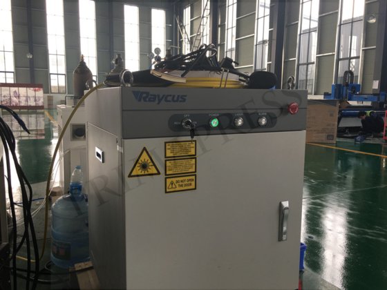 1000w PM4015数控光纤金属激光切割机制造商