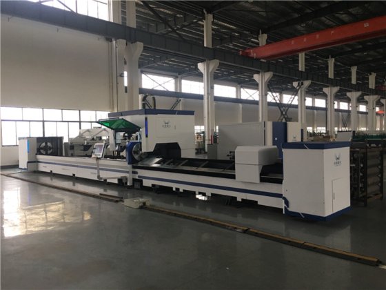 自动上下料的钢管光纤激光切割机