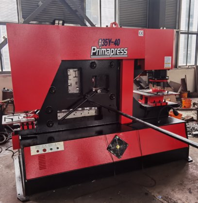 二重の場所油圧鉄の労働者機械 2 つの場所の働く油圧鉄の労働者機械