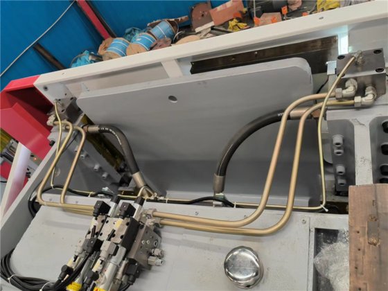 油电混合数控折弯机