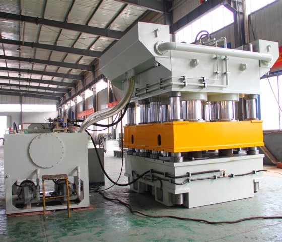 2500吨液压门板压花机门皮压制机出口