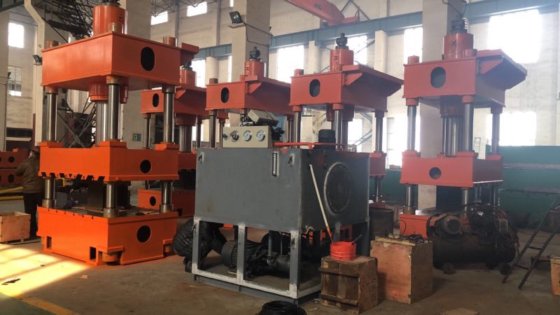 四柱框架液压机400t用于深拉铝制炊具