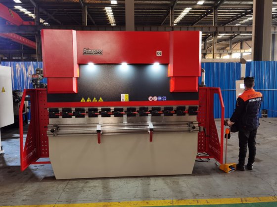 金属板材液压折弯机，金属板材液压折弯机