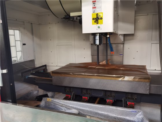 VMC1370高速五轴联动加工中心3+2立式加工中心立式加工中心铣削中心