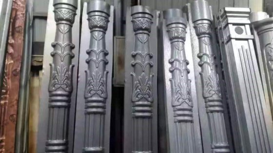 3600吨八柱门压花纹液压机用于门的制作