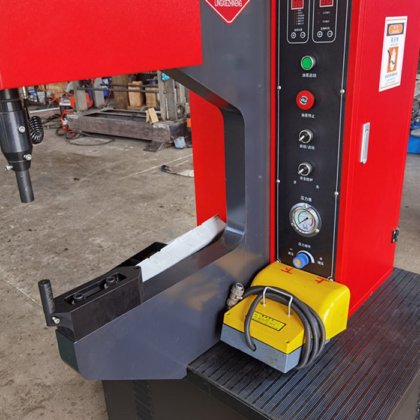 液压自动铆接机 CK618 液压铆接机