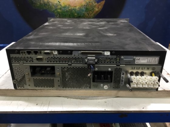 AE Pinnacle 12 千瓦发电机