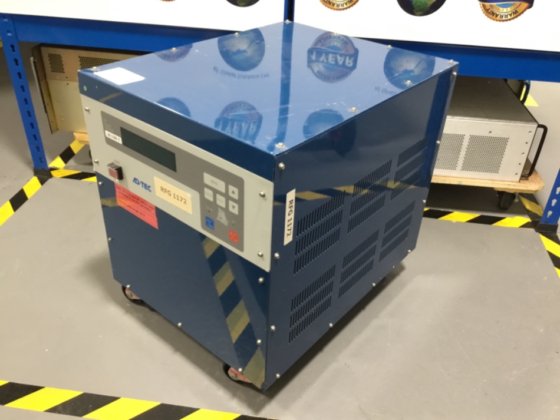 Adtec AX-3000 P 发电机