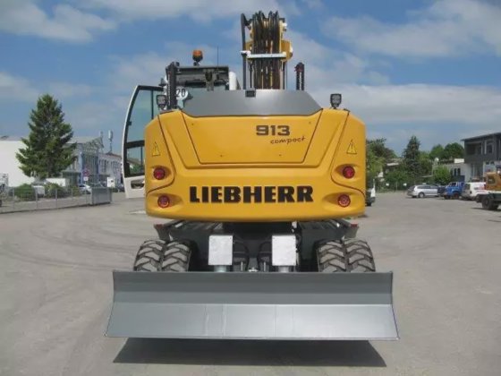2022 Liebherr A 913 Compact