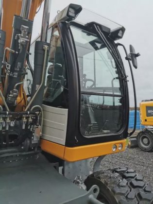 2023 Liebherr A 920 Litronic