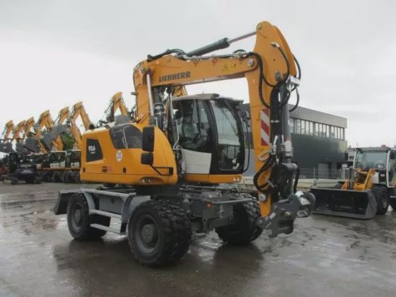 2023 Liebherr A 916 Compact