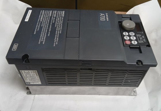 三菱 FR-A720-00175-NA A700 交流变频器 (BR4C.4b7)