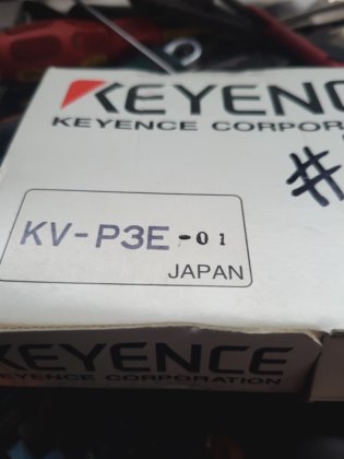 KEYENCE KV-P3E-01 编程控制台 (BR3.6B13)