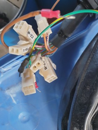 ヒラタロボット電源ケーブル（R3S9.3）