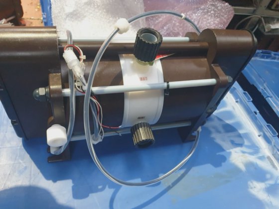 IWAKI FF-20BT2气动驱动波纹管泵 (rbd2.1b2)