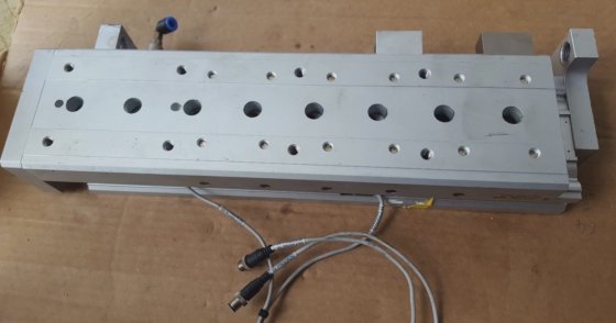 SMC MXS25-200A-X1301 SLIDE TABLE W/
