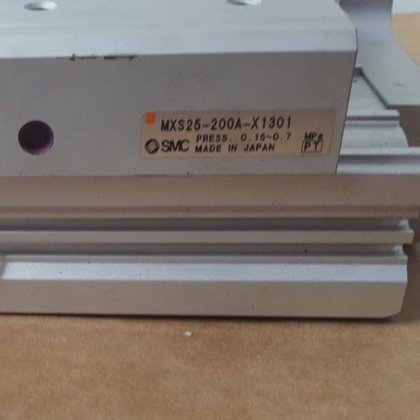 SMC MXS25-200A-X1301 SLIDE TABLE W/