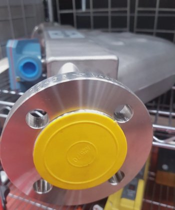 Micro-Motion F100S131Crazezzzz 质量流量传感器（手推车 B）