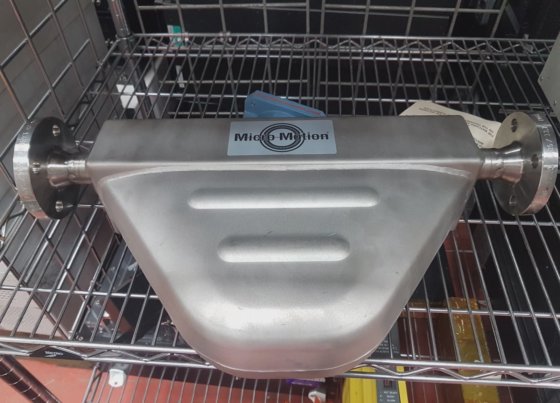 Micro-Motion F100S131Crazezzzz 质量流量传感器（手推车 B）