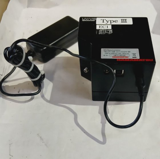 Hamamatsu TM-IUI/VIS：C11121CA-50 小型光谱仪
