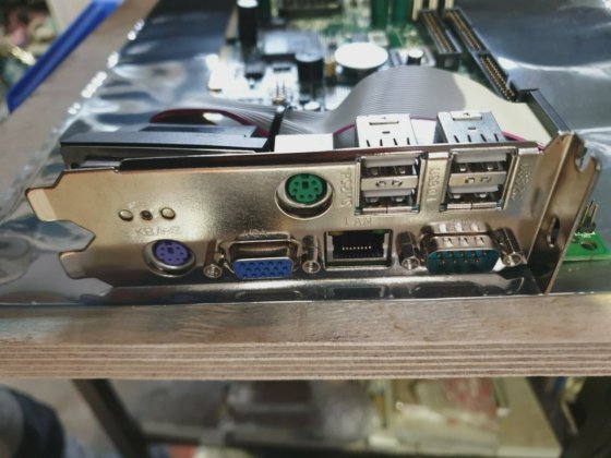 研华 PA-6180E B1 W/ CPU、内存和风扇