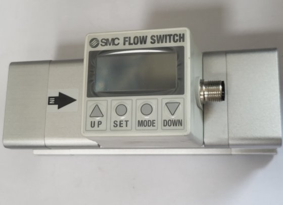SMC PFA703H-10-68 DIGITALER DURCHFLUSSSCHALTER (BR4.6b7)
