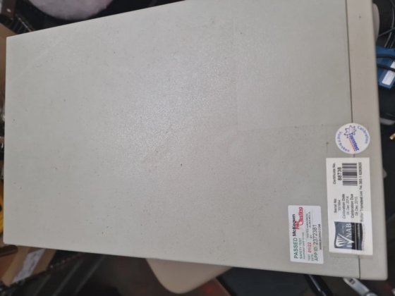 TTI TGR1040 1GHzシンセサイザーRF信号発生器。フェデックスまたはDHL発送。