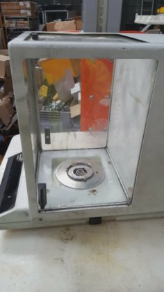 Mettler AE240 数字分析天平/秤（RBD8.2）