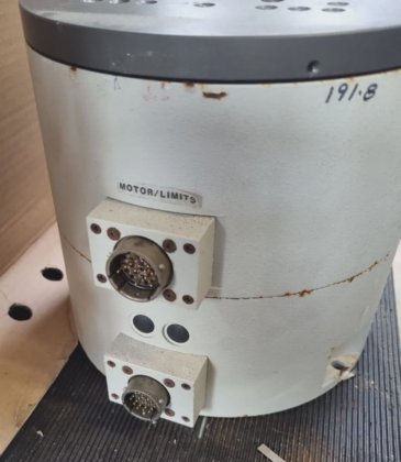 航空技术公司ADR200-10-R10旋转台（BR6.1）。