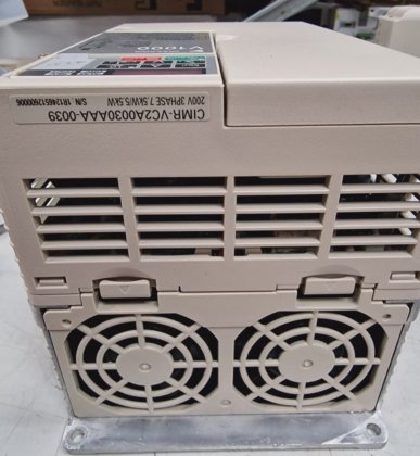 安川 V1000 驱动器 CIMR-VC2A0030AAA-0039