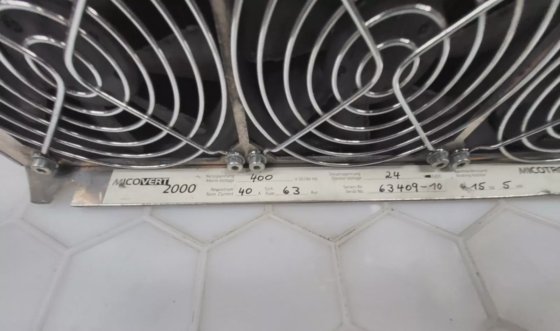 ミクトロール Micovert 2000 周波数変換器（モーターシェルフ）