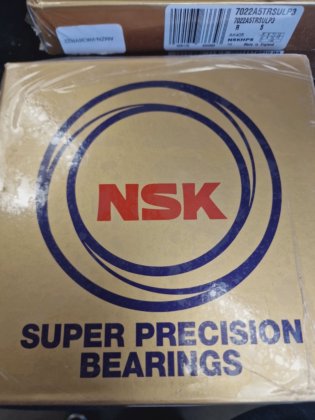Rolamento angular de superprecisão NSK