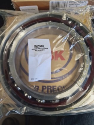 NSK超精密アンギュラベアリング7022A5TRSULP3