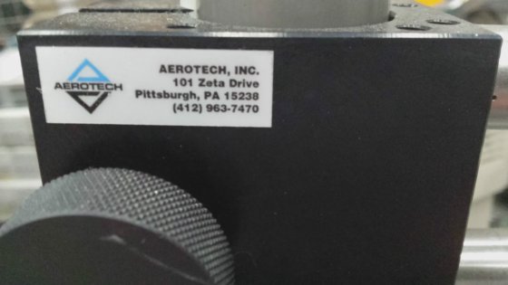 工业视觉检测系统，配有索尼 XC-75 摄像机、LFV-CP-18-BL、Tamron 镜头