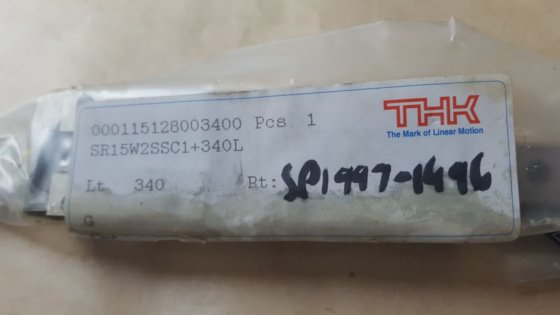 THK SR15W2SSC1+340L 线性导轨，带 x2 个滑块